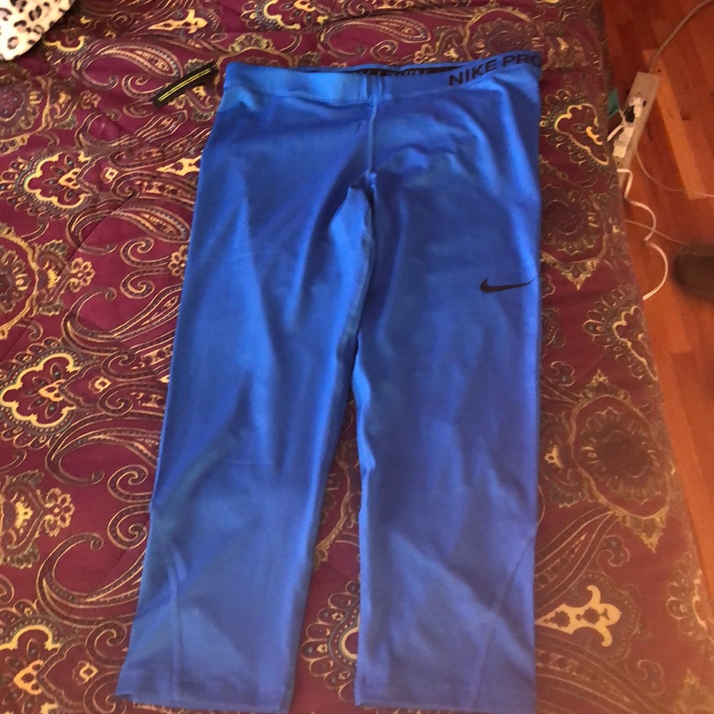 BRAND NEW NIKE PRO TIGHTS/Leggings